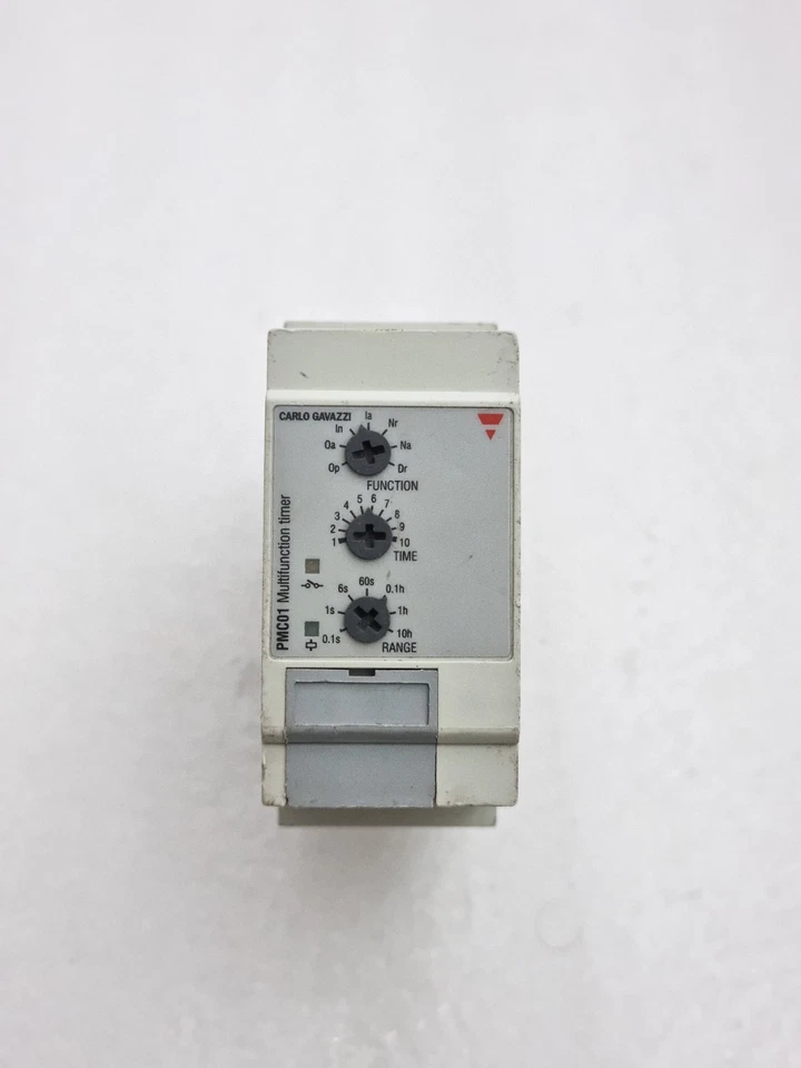 Carlo Gavazzi PMC01D230 Multifunction Timer 230Vac PMC01D230